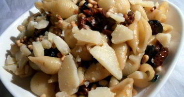 Рецепт Пасты с вялеными помидорами, маслинами и кедровыми орехами