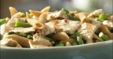 Рецепт Пасты со спаржей и индейкой