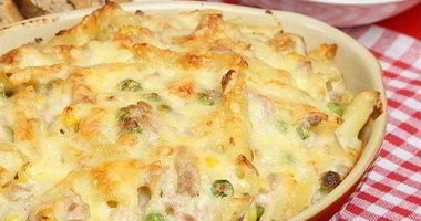 Рецепт Пенне, запеченные с пармезаном, сливками и прошутто