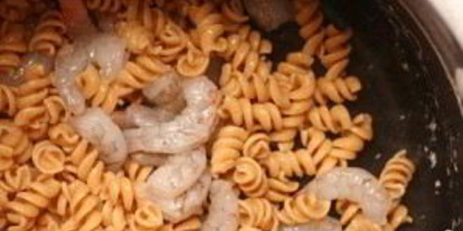 Рецепт запеченной пасты с сыром фета и креветками