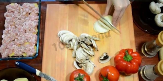 Рецепт картошки по-французски с фаршем помидорами грибами
