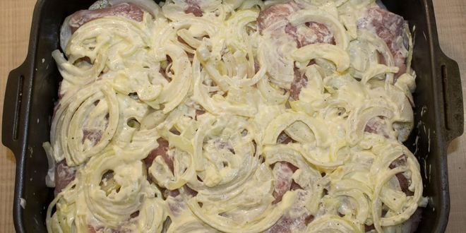 Рецепт мяса по-французски классически в духовке с картошкой