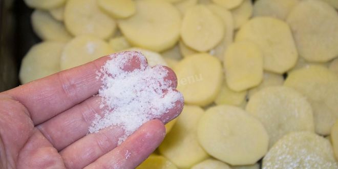 Рецепт мяса по-французски классически в духовке с картошкой