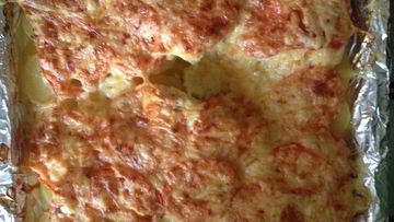 Рецепт Мяса по-французски с картофелем, помидорами и сыром