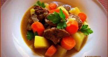 Рецепт Говядины с овощами тушеная в пиве