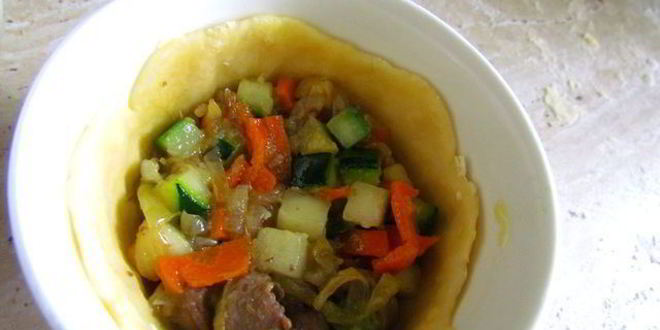 Рецепт киша с овощами и куриными сердечками