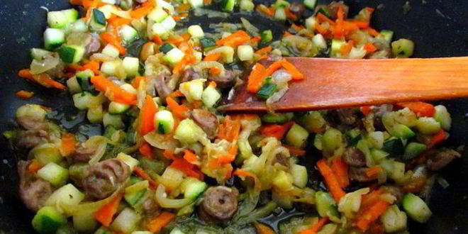 Рецепт киша с овощами и куриными сердечками