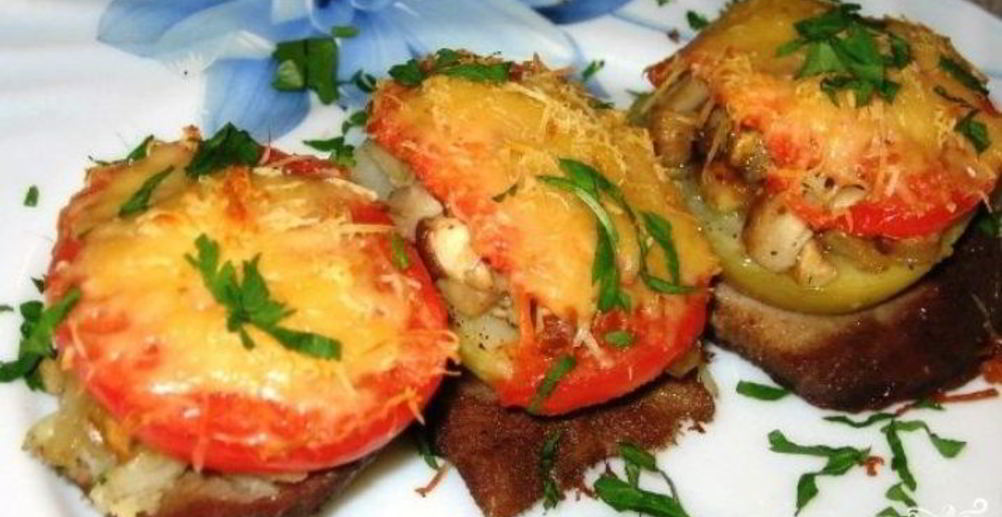 Рецепт куриное филе с грибами в сырно-сливочном соусе