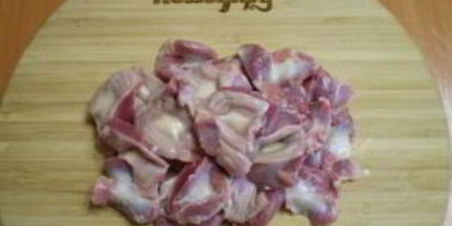 Рецепт тушеных куриных желудочков