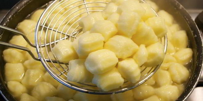 Рецепт ньокков с креветками и спаржей