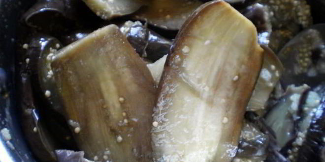 Рецепт баклажанов с чесноком