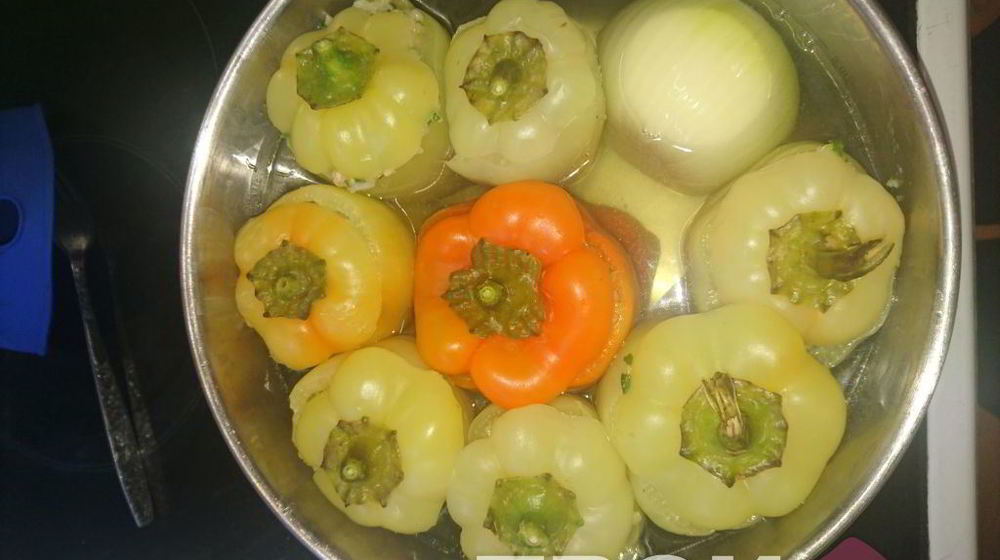 Как приготовить фаршированный перец со шпинатом