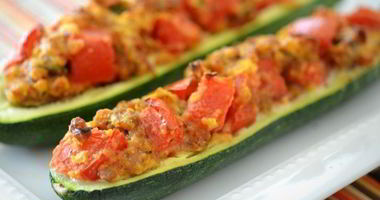 Рецепт Кабачков, фаршированных овощами и запеченные в духовке