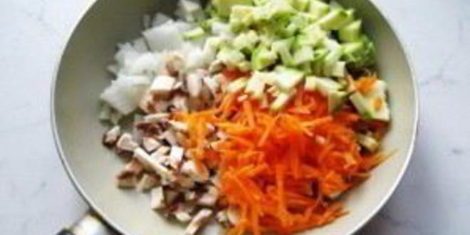 Рецепт кабачков, фаршированных рисом и овощами