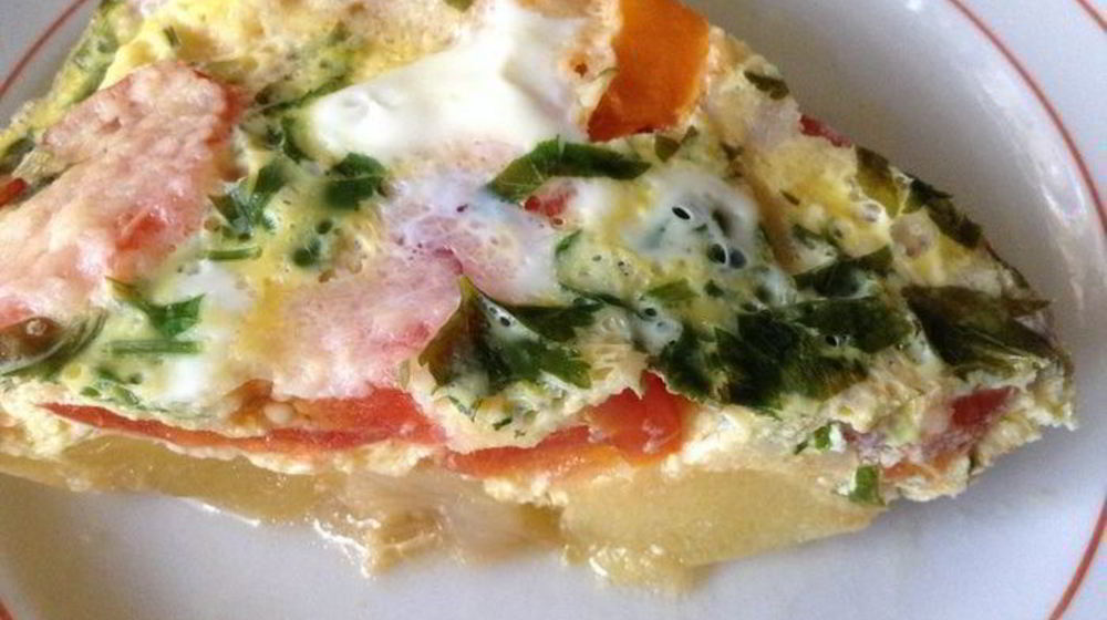 Как приготовить кабачки, тушеные с помидорами и яйцом