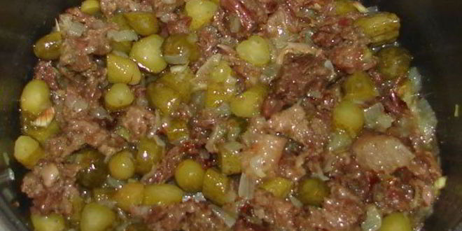 Рецепт картофеля с тушеной говядиной в мультиварке