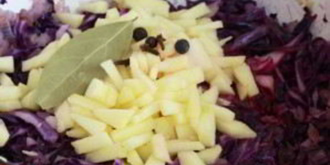 Рецепт красной капусты, тушенной по-баварски