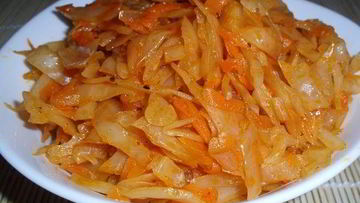 Рецепт Тушеной капусты без масла