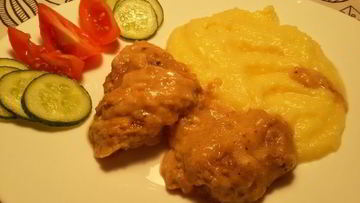 Рецепт Говяжьей печени в сметанном соусе