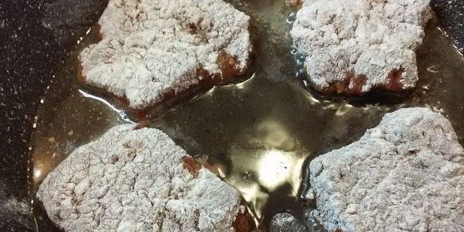 Рецепт говяжьей печени в сметанном соусе