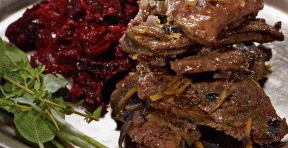 Рецепт хот-доги с авокадо и красным луком