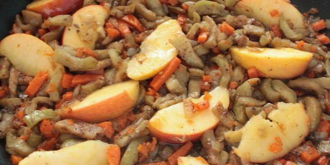 Рецепт куриной печени с яблоками и баклажанами