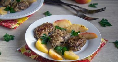 Рецепт Куриной печени с яблоками