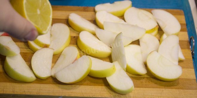 Рецепт куриной печени с яблоками