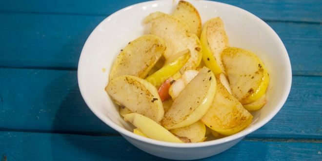 Рецепт куриной печени с яблоками