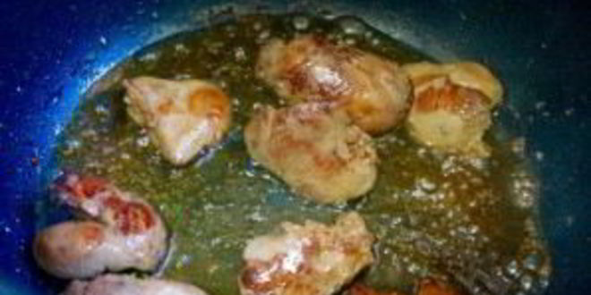 Рецепт куриной печени в сметанном соусе