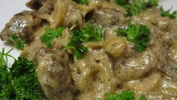 Рецепт Печени говяжья, тушенная в сметане
