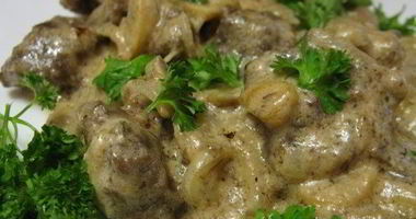 Рецепт Печени говяжья, тушенная в сметане