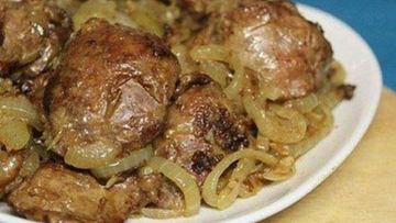 Рецепт Печени куриной жареной с луком
