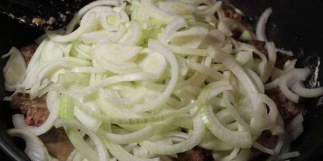 Рецепт печени куриной жареной с луком