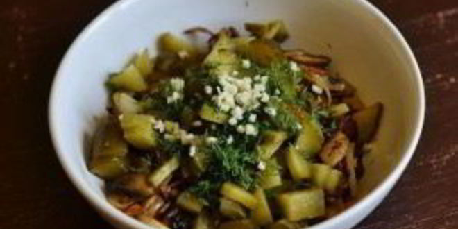 Рецепт печени с солеными огурцами