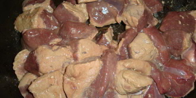 Рецепт печени тушеной