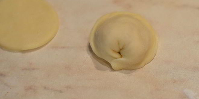 Рецепт очень вкусных пельменей по-домашнему