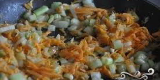 Рецепт пельменей, запеченных в горшочке