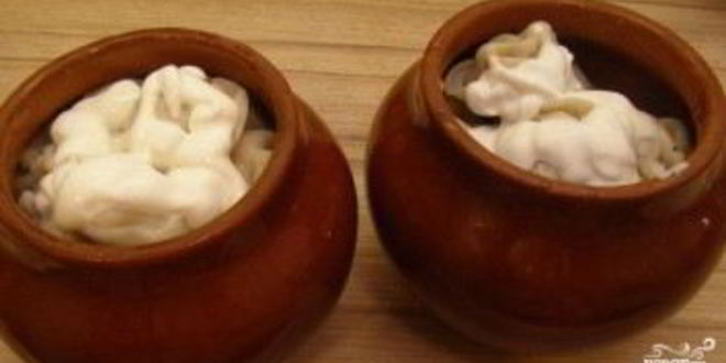 Рецепт пельменей, запеченных в горшочке