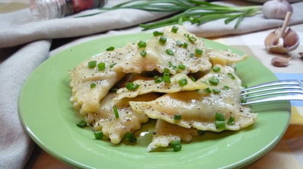 Как приготовить постные пельмени с кабачками