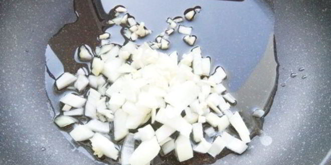 Рецепт быстрого плова с рыбой и зеленым горошком