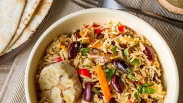 Рецепт Овощного плова с лесными грибами и фасолью