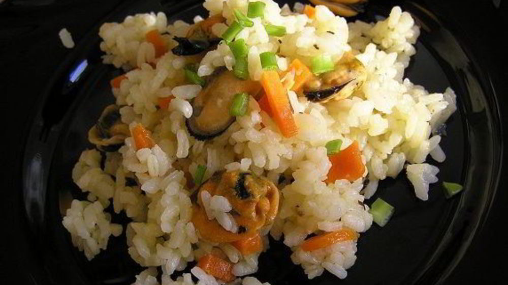 Как приготовить плов с мидиями и шалфеем