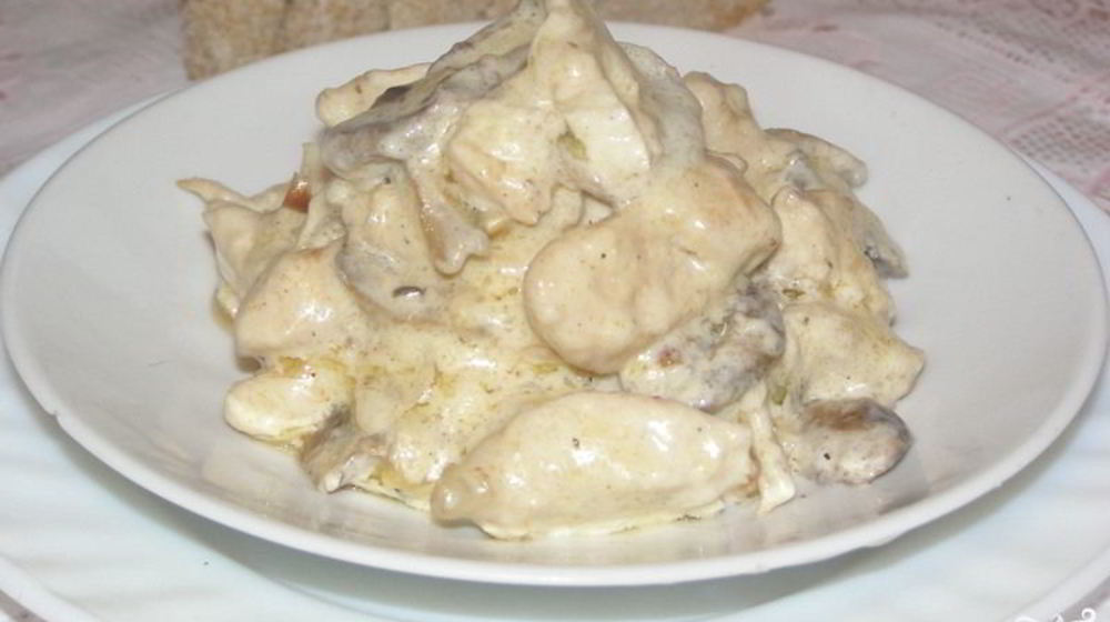 Как приготовить фрикасе из курицы с шампиньонами