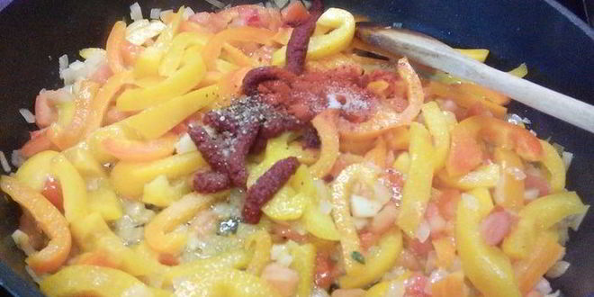 Рецепт летнего овощного рагу с фасолью и лососем