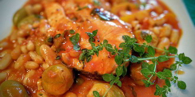 Рецепт летнего овощного рагу с фасолью и лососем