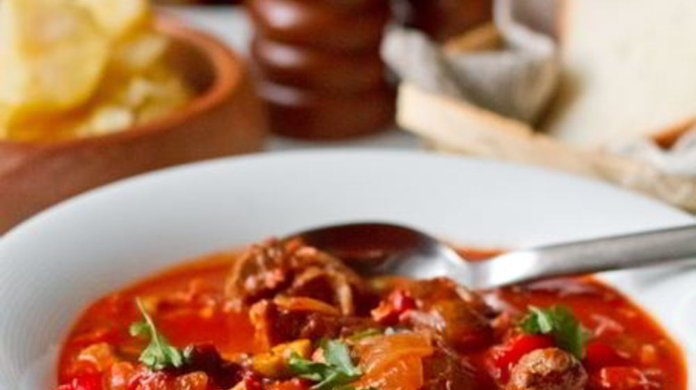 Как приготовить мясное рагу из говядины со сладким перцем