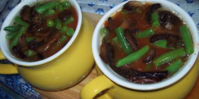 Рецепт овощного рагу с грибами в горшочке