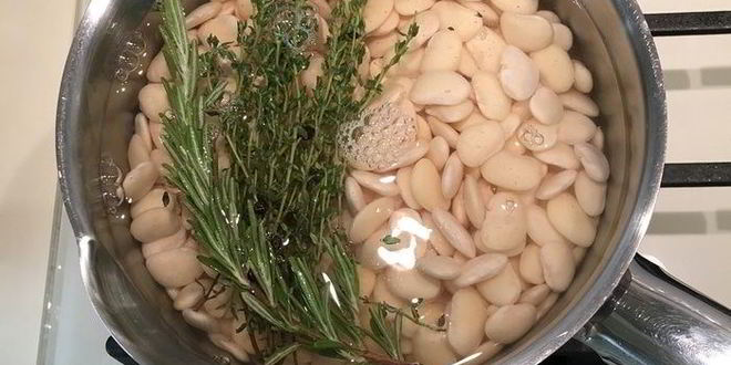 Рецепт рагу из белой фасоли с говядиной и пряными травами