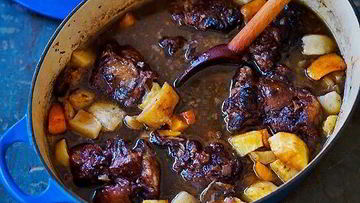 Рецепт Рагу из бычьего хвоста